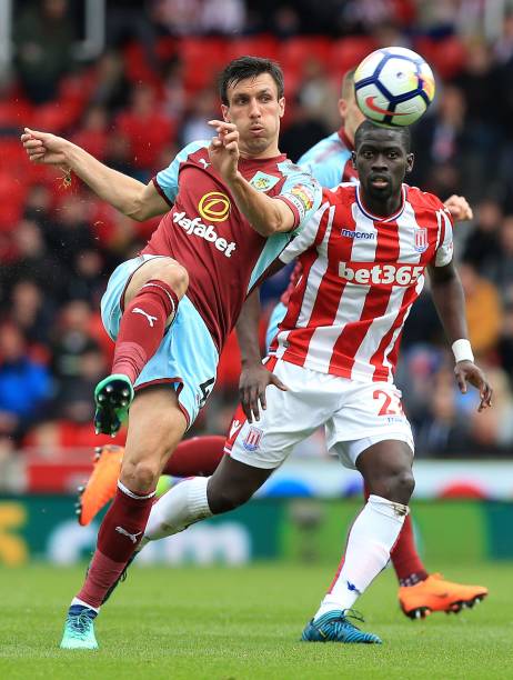 替代的地位 替代的地位