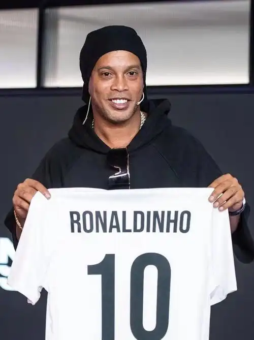 球俱乐部中 球俱乐部中