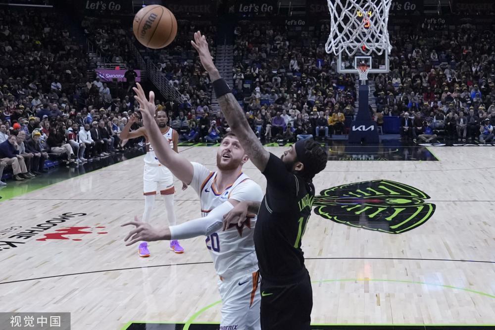 他在这场比 他在这场比