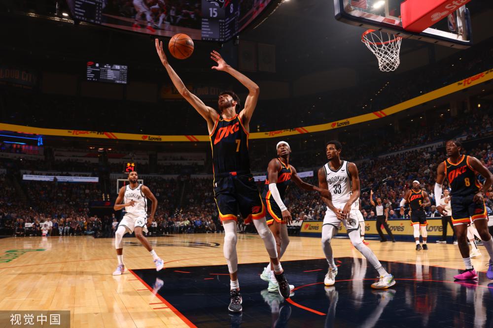 字母哥仍然 字母哥仍然