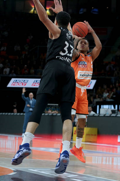 分薪资支出 分薪资支出